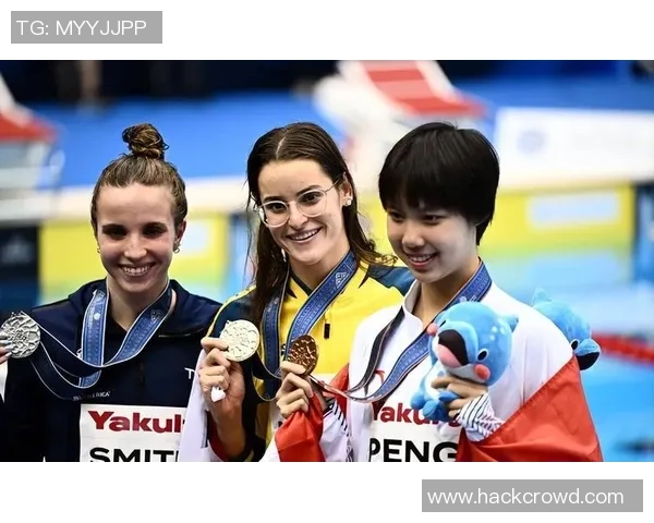 成都网球队在大师赛中的团队协作展现出色值得赞赏的表现与启示