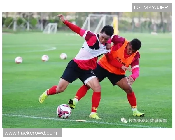 成都网球队中路突破战术解析与实战应用探讨 成都网球队中路突破战术解析与实战应用探讨